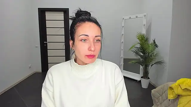 BouncySweety online show from 03-17-25, 01:50