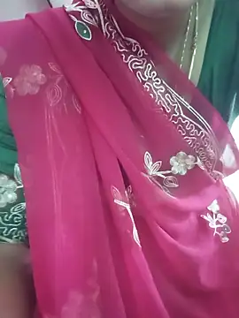 Snapshot of ShilpaSharma chatting on 06-18-26, 02:45 ShilpaSharma online show from 06-18-26, 02:45