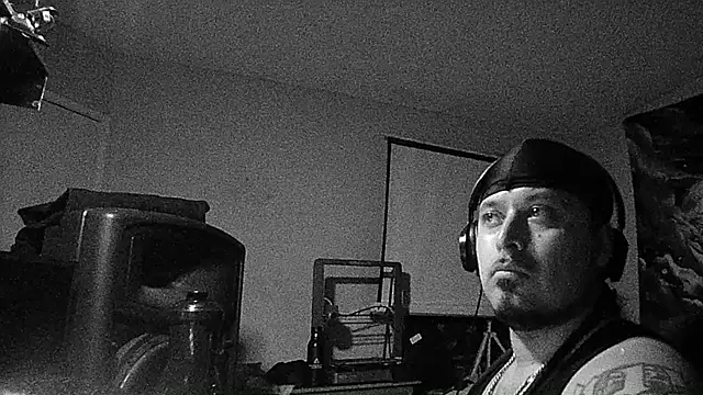 licknitright6 online show from 06-01-26, 10:28