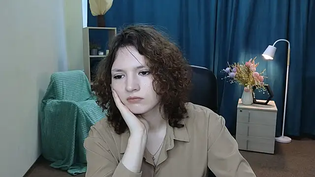 Snapshot of MargieLovering chatting on 05-26-26, 07:15 MargieLovering online show from 05-26-26, 07:15
