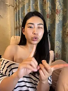 zhenzhen-888 online show from 06-23-26, 02:59
