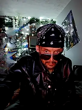 Snapshot of Fameandfortune40 chatting on 06-28-26, 09:37 Fameandfortune40 online show from 06-28-26, 09:37