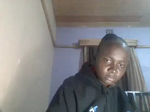 Ebonylouisa online show from 07-13-26, 03:59