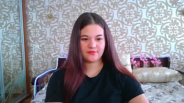 Snapshot of ElisesMuse chatting on 07-19-26, 07:34 ElisesMuse online show from 07-19-26, 07:34