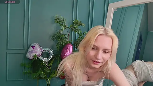 haleybooo online show from 07-01-26, 12:07