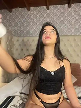 Amel Rosse online show from 06-23-26, 03:32