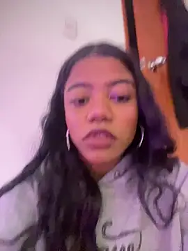 Ariana roxe  online show from 07-19-26, 05:11