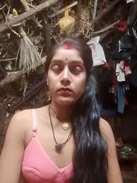 Snapshot of Hot-Shalu11 chatting on 06-05-26, 09:42 Hot-Shalu11 online show from 06-05-26, 09:42