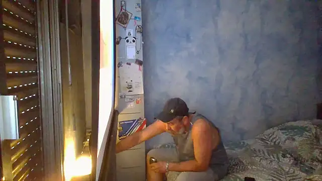 Snapshot of panda_06200 chatting on 06-08-26, 07:14 panda 06200 online show from 06-08-26, 07:14