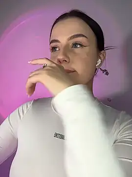 QueenL0la online show from 05-30-26, 03:53