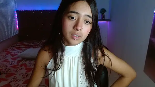 sofiacumgil online show from 07-14-26, 02:56