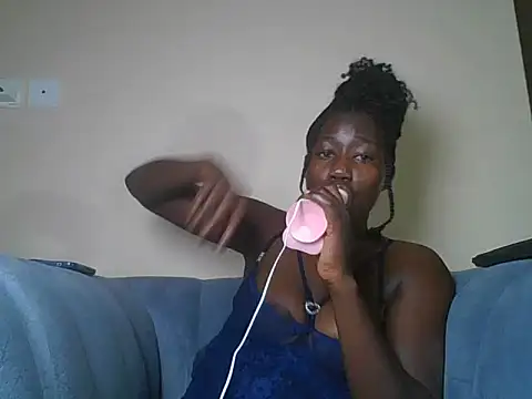 Silky aura online show from 05-26-26, 10:17