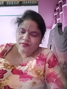 Snapshot of Maya_Vabi chatting on 07-28-26, 02:05 Maya Vabi online show from 07-28-26, 02:05