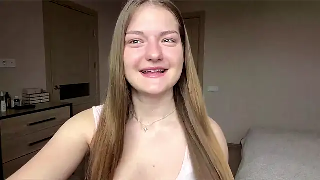 lizzzanatooo online show from 05-31-26, 07:37