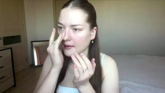 lizzzanatooo online show from 06-05-26, 07:47