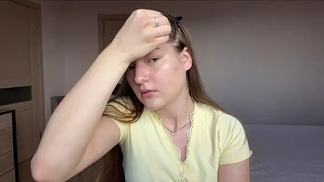 lizzzanatooo online show from 07-12-26, 10:39