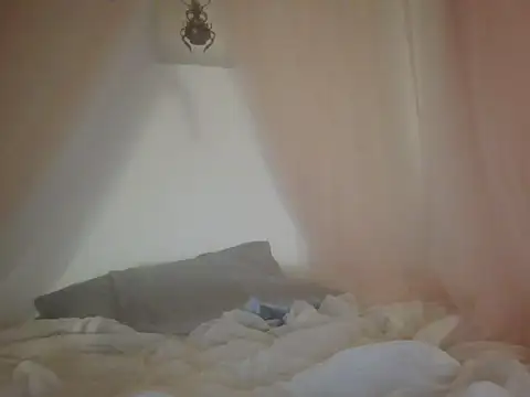 Snapshot of Nyx_Nuit chatting on 06-23-26, 11:47 Nyx Nuit online show from 06-23-26, 11:47