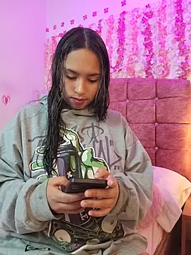 Evangeline Salas online show from 06-22-26, 12:46