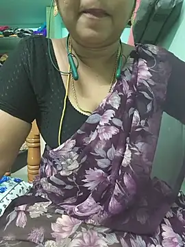 Tamil-kaviya98 online show from 06-25-26, 07:57