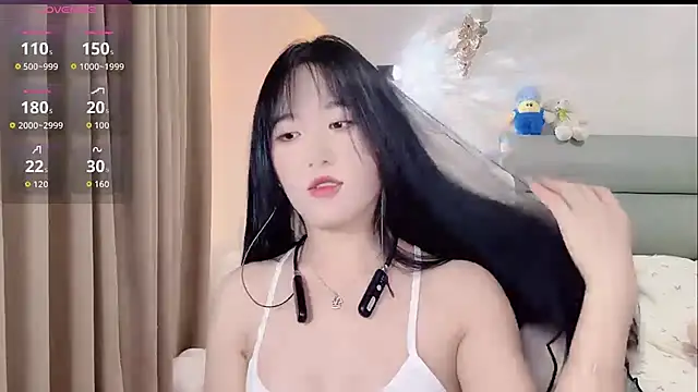 Snapshot of chunchun_2026 chatting on 06-18-26, 02:32 chunchun 2026 online show from 06-18-26, 02:32