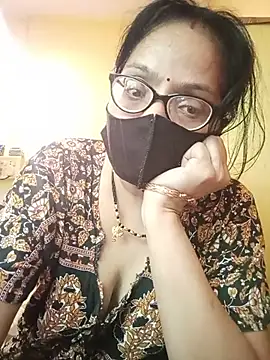 Snapshot of hi-bhabhi chatting on 06-02-26, 12:40 hi-bhabhi online show from 06-02-26, 12:40