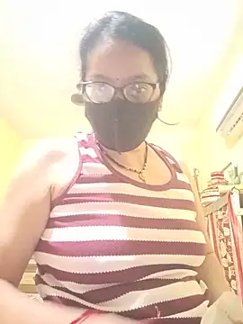 Snapshot of hi-bhabhi chatting on 06-22-26, 05:15 hi-bhabhi online show from 06-22-26, 05:15