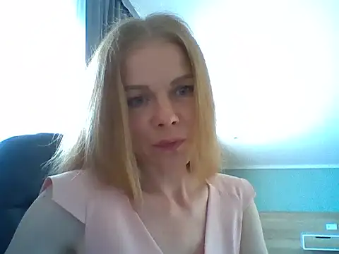 Snapshot of Tina5394 chatting on 06-05-26, 08:53 Tina5394 online show from 06-05-26, 08:53