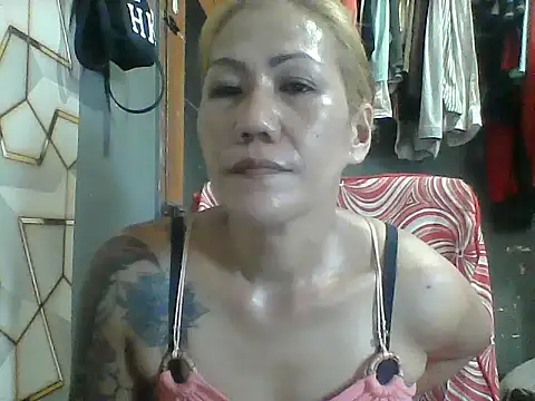 Snapshot of pinayheartaker chatting on 07-06-26, 04:20 pinayheartaker online show from 07-06-26, 04:20