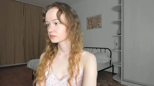 babymolly2 online show from 06-15-26, 06:43