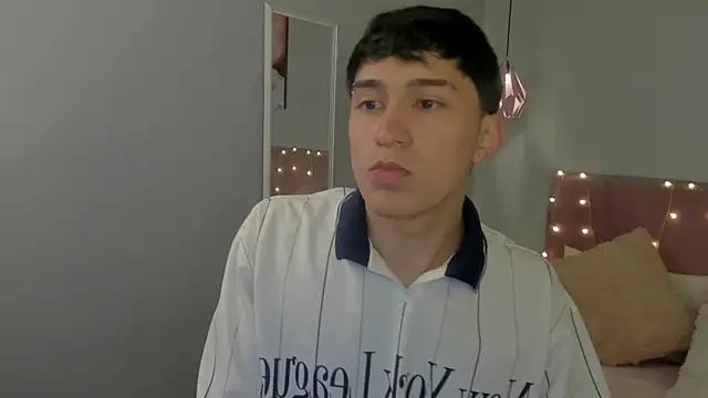 ryan valentino online show from 07-10-26, 01:25