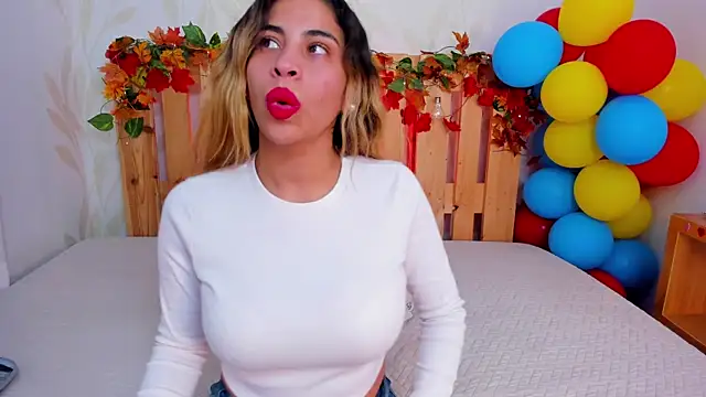 Snapshot of dayana_precious chatting on 07-16-26, 09:10 dayana precious online show from 07-16-26, 09:10