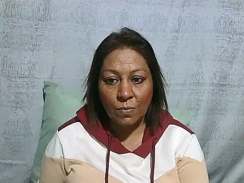 Snapshot of IndianSexyMilf69 chatting on 06-06-26, 05:12 IndianSexyMilf69 online show from 06-06-26, 05:12