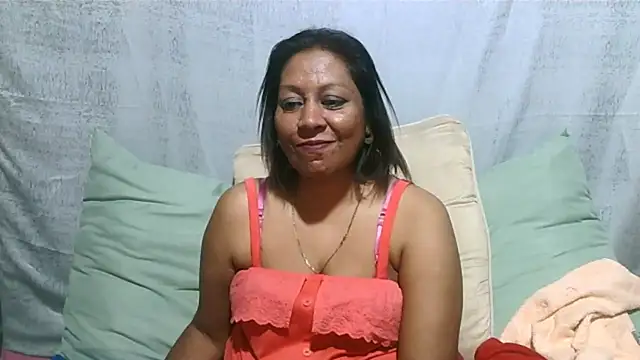 Snapshot of IndianSexyMilf69 chatting on 07-07-26, 06:47 IndianSexyMilf69 online show from 07-07-26, 06:47