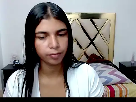 Snapshot of pamelaortiz21 chatting on 06-02-26, 01:13 pamelaortiz21 online show from 06-02-26, 01:13