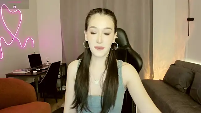 Snapshot of lilly_mighty chatting on 07-01-26, 05:12 lilly mighty online show from 07-01-26, 05:12