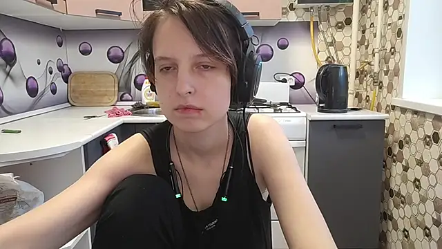 Saranade online show from 07-19-26, 05:05