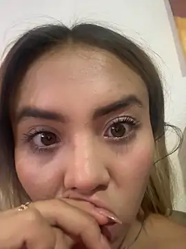 Snapshot of IvannaNou chatting on 05-29-26, 12:41 IvannaNou online show from 05-29-26, 12:41