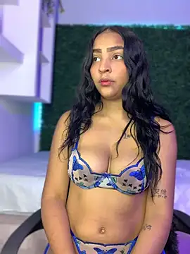 Snapshot of KissyIsabella_ chatting on 06-24-26, 12:37 KissyIsabella online show from 06-24-26, 12:37