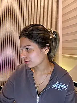Snapshot of emilyvex chatting on 07-20-26, 09:56 emilyvex online show from 07-20-26, 09:56