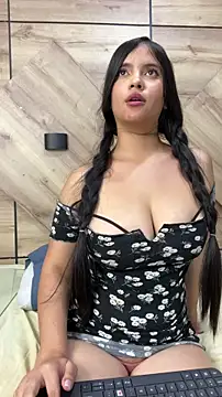 Lara petit online show from 06-08-26, 01:28