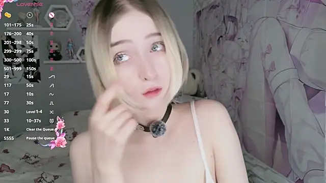 Snapshot of meganami chatting on 07-06-26, 01:52 meganami online show from 07-06-26, 01:52