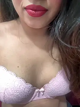 Snapshot of Yours_riya11 chatting on 06-27-26, 07:19 Yours riya11 online show from 06-27-26, 07:19