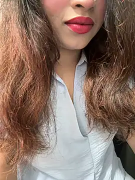 Snapshot of Yours_riya11 chatting on 07-06-26, 08:00 Yours riya11 online show from 07-06-26, 08:00