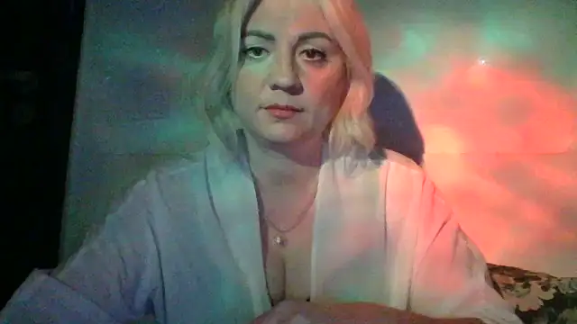 LunaaKiss online show from 06-08-26, 08:20