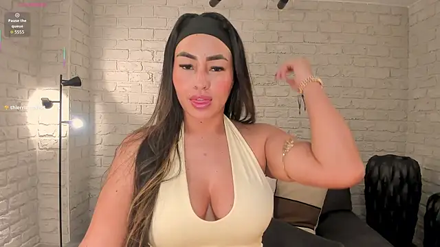 VictoriaBennetX online show from 07-15-26, 08:25