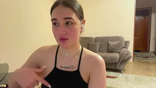 AnnaMaccoil online show from 05-31-26, 03:41