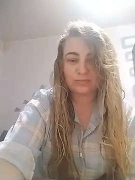 Snapshot of AngelWhite008 chatting on 06-15-26, 07:49 AngelWhite008 online show from 06-15-26, 07:49