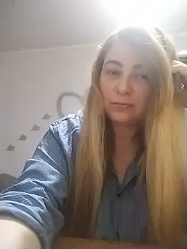 Snapshot of AngelWhite008 chatting on 06-16-26, 08:22 AngelWhite008 online show from 06-16-26, 08:22