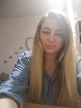 Snapshot of AngelWhite008 chatting on 06-20-26, 08:00 AngelWhite008 online show from 06-20-26, 08:00