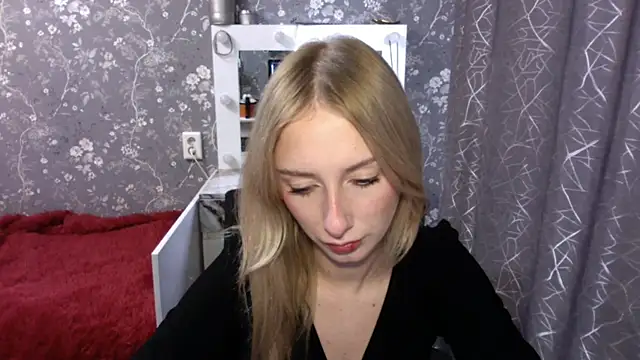 JennaLomeri online show from 06-18-26, 12:31